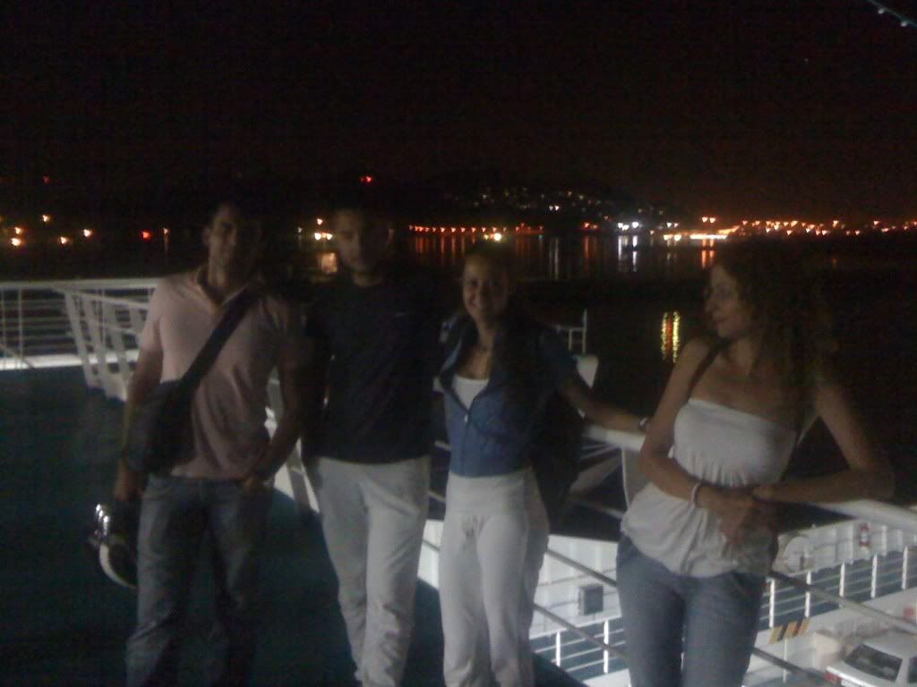 http://i593.photobucket.com/albums/tt15/ptzebetzis/Vradines%20voltes%20Tetartes%20Summer%202010/IMG_0112.jpg