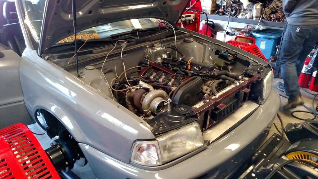 http://i593.photobucket.com/albums/tt16/gaalessi/90%20Build/IMG_20151010_164945718_zpsrncogkel.jpg